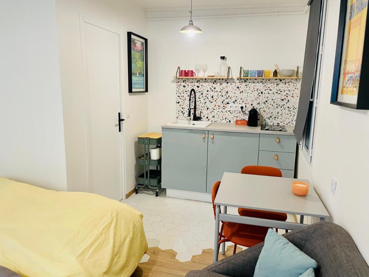 Apartment Retro Marais- Center Paris